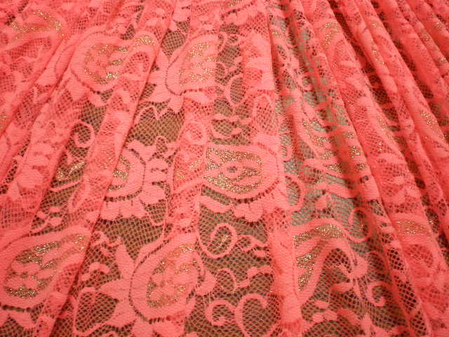 8.Coral Romance Paisley Glitter Lace